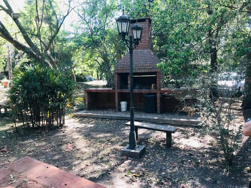 Venta De Casa Quinta En Abasto Apta Credito