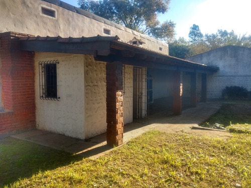 Quinta Con Quincho, Baño, Habitacion Y Pileta