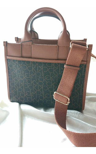 Calvin Klein Crossbody Grande