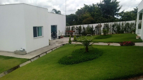 Imagem 5 de 5 de Venda-chacara-biritiba Mirim-03 Suites-2.000 M²-400 Construidos - V-2385