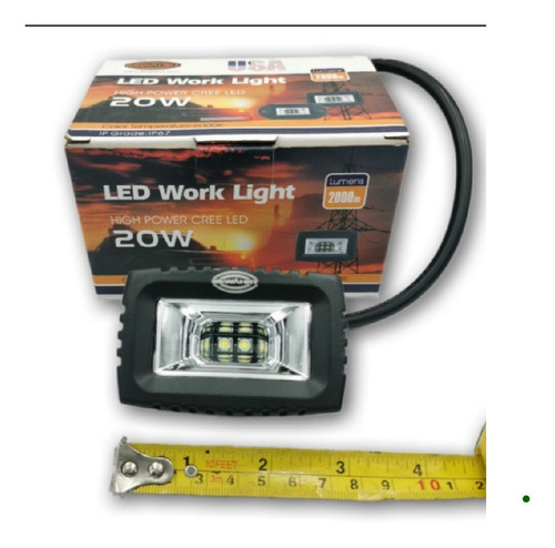 Imagen 3 de 3 de Faro Led Bewahrt 20w 2000lm Cm 3020l 110x55x55mm Moto