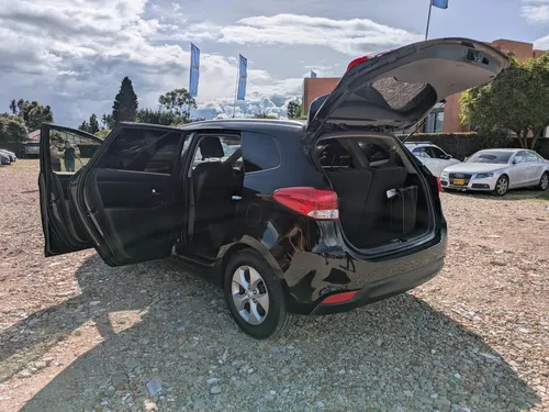 Kia Carens 2.0 Suv Ex