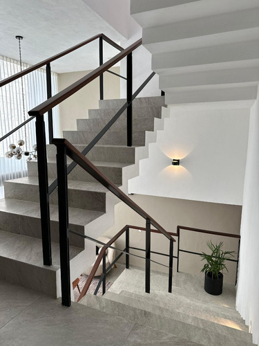 Townhouse En Venta En Montes De Amé, Mérida
