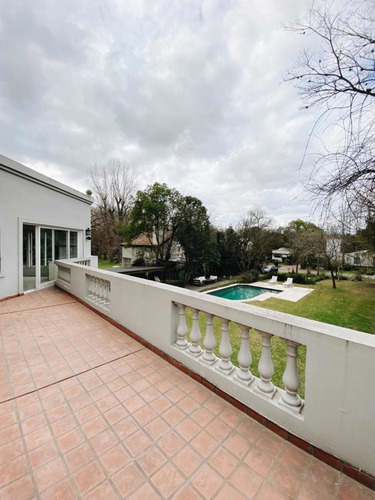 Imagen 4 de 30 de Venta Casa 7 Ambientes En Barrio Golf Club Argentino Con Jardín Y Pileta
