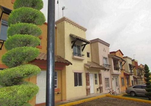Casa En Venta En Tecamac En Real Toscana, Oportunidad!! Mg*