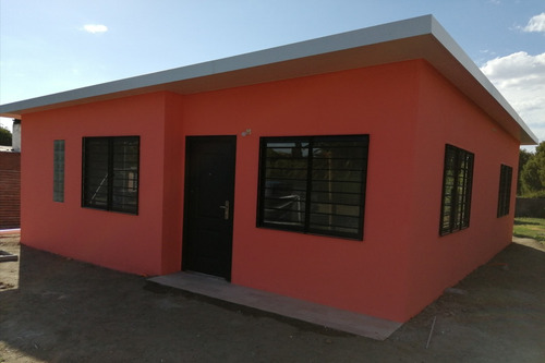 Imagen 3 de 10 de Casas Prefabricadas En Isopanel