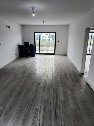 Casa En El Naudir A Estrenar A La Laguna 3 Dormitorios (1 Suite Con Vestidor) Más Playroom