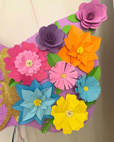 Piñata Mariposa Con Flores Encanto