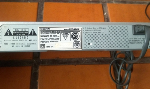 Reproductor De Dvd Player Sony , Con Detalle! Liquido
