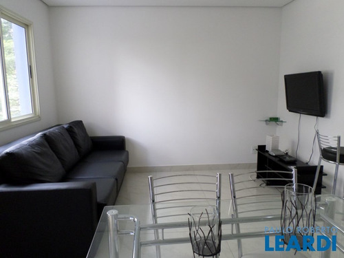 Flat - Moema Pássaros - Sp - 11130