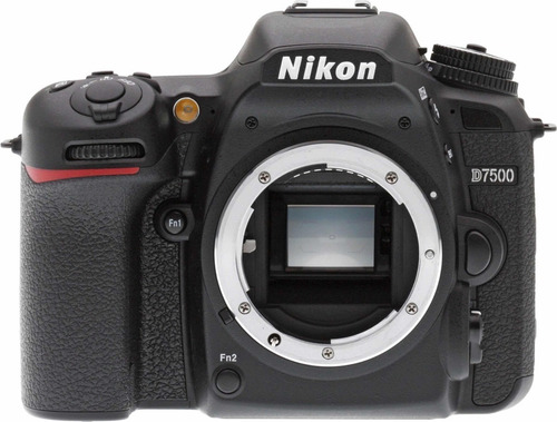 Cámara Nikon D7500 20.9 Mpx + Bolso +32gb +kit De Limpieza