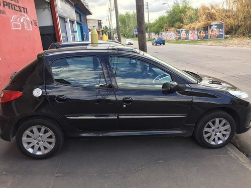Peugeot 207 1.6 110 Feline 5p