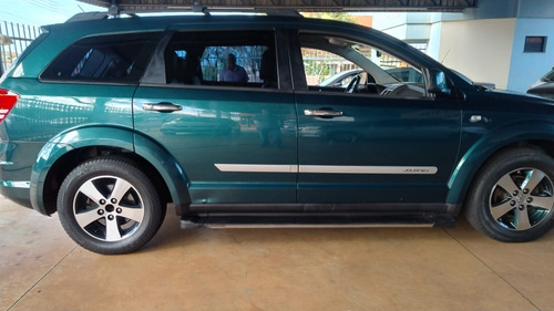 Dodge Journey 2.7 Sxt 5p