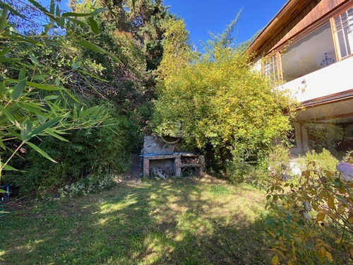 Casa En Venta De 5 Dorm. En Lo Barnechea