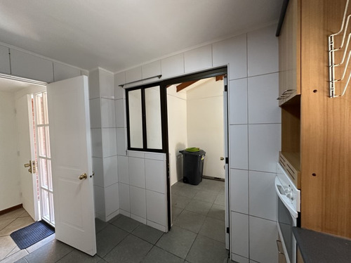 Casa En Arrienda 4 Dormitorios Santa Rosa De Huechuraba