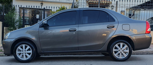 Toyota Etios 1.5 Sedan Xls