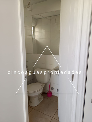 Casa Muy Luminosa Y Con Excelente Ubicación