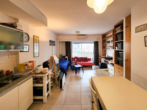 Imagen 2 de 30 de Excelente Monoambiente En Villa Crespo Con Cochera