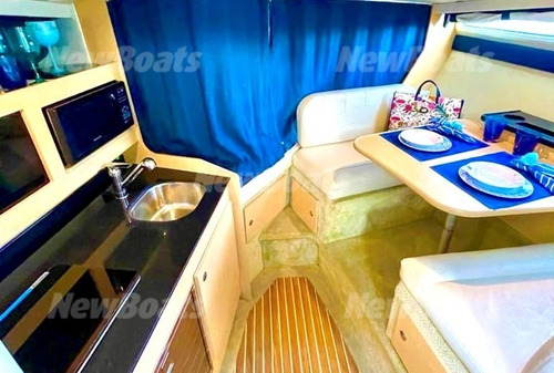 Imagem 4 de 15 de Bayliner 310 2014 Carreta, Bote, Gerador, 200 Horas