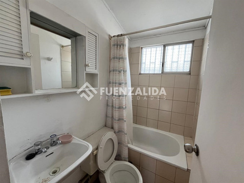 Casa En Venta De 2 Dorm. En Puente Alto