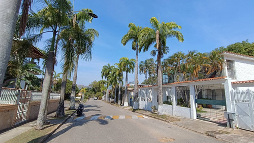 Casa En Venta En El Trigal Centro, Valencia 277913 Lz