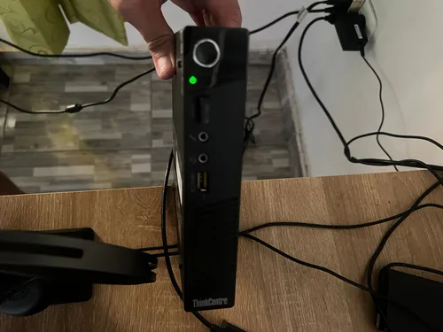 Mini Pc Cpu Lenovo M73 8gb 120gb Ssd Intel I3 Con Monitor (Usado)