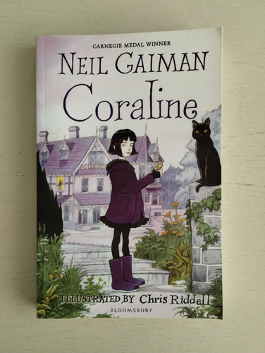 Coraline Ilustrado Por Chris Riddell (10 Aniversario)