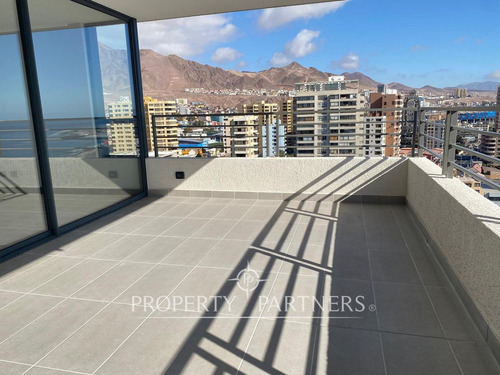 Arriendo Departamento Almagro Avenida Brasil Con V...