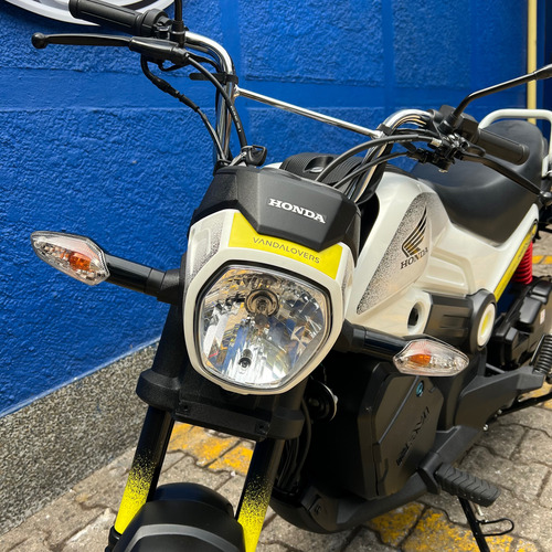 Honda Navi Modelo 2025