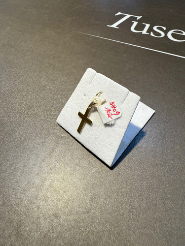 Cruz Chata Para Bebe En Oro 10 Klt. 1,4x0,9 Cm. Tuset.