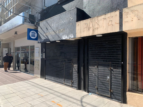 Estupendo Local Comercial En Calle Muñoz Y Av. Balbin