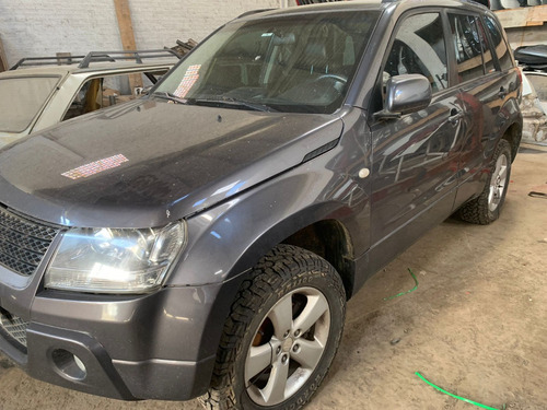 (4) Sucata Suzuki Vitara 2.0 4x4 2011 (retirada Peças)