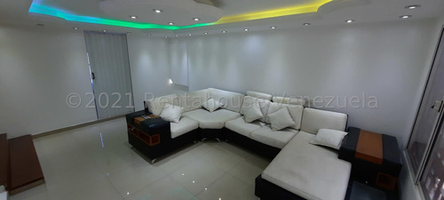 Jose Carrillo If Vende Casa En Los Chorros Mls #25-16550