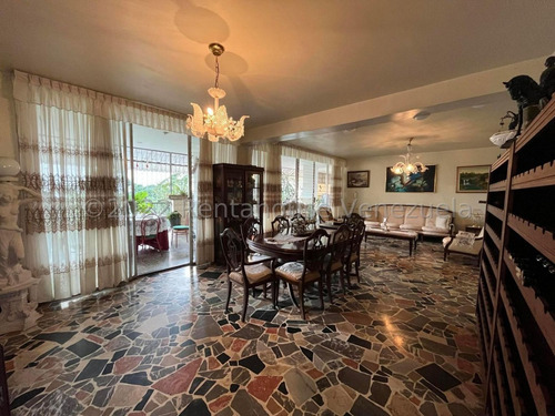 Imagen 5 de 19 de Ls Vende Pend House Los Palos Grandes 22-28171