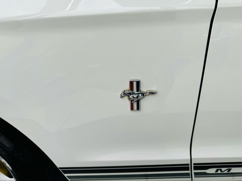 Ford Mustang 3.7 V6 GASOLINA AUTOMÁTICO