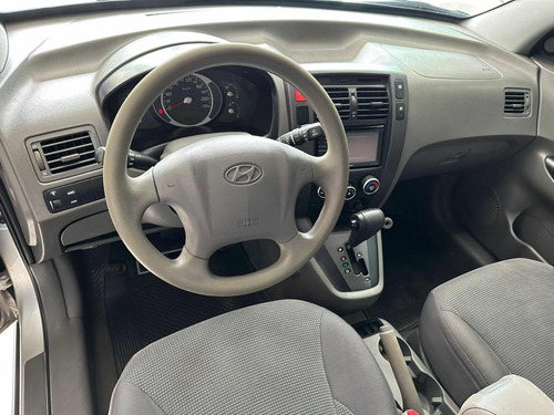 Imagen 7 de 13 de Hyundai Tucson Gl