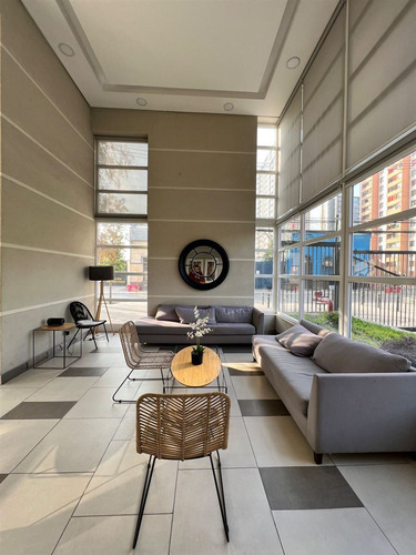 Vendo Departamento 2d 1b, Cercano A Metro Hospitales.