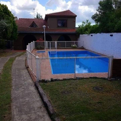 Imagen 2 de 12 de Casa Quinta De 3 Dormitorios En City Bell