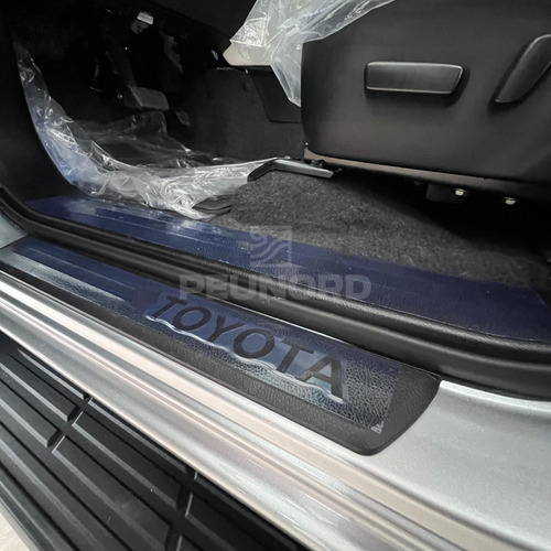 Toyota SW4 2.8 Tdi Diamante Ii 6At 7As