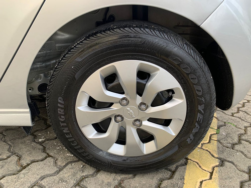Imagem 13 de 14 de Chevrolet Onix Hatch Lt 1.0 8v Flexpower 5p Mec. 2019 Pr...