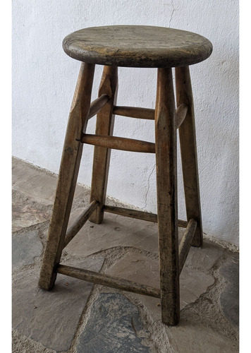 Taburete De Madera, Asiento, Diámetro 30cm, Alto 57cm (Usado)
