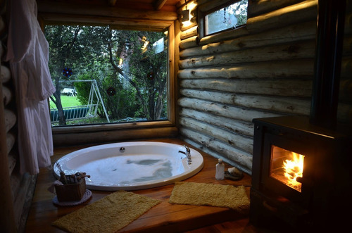 Imagen 1 de 19 de Cabaña Con Jacuzzi Y Quincho Cerrado. Pilar Zona Hospital Austral