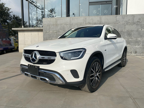 Mercedes-Benz Clase GLC 300e Coupé At