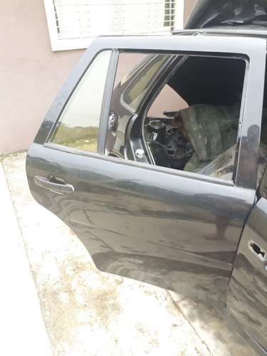 Puertas Trasera De Volkswagen Gol 2005