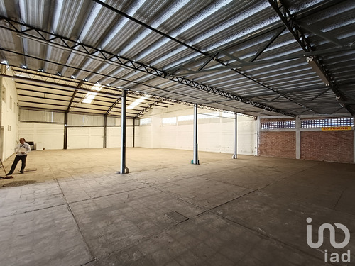 Venta Bodega 7 Ambientes Colima Centro