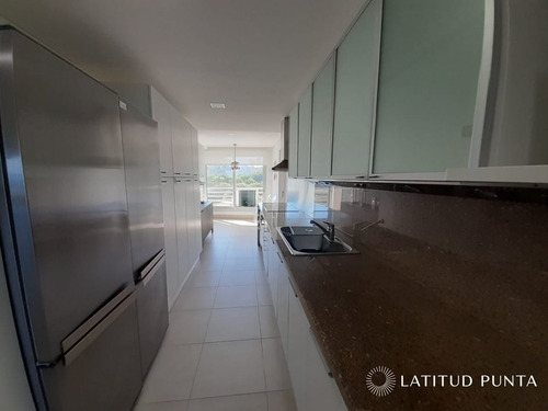 Imagen 15 de 15 de Apartamento Esquinero En Le Parc, 3 Suites Más Dependencia