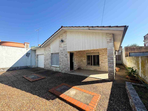 Gran Casa De 2 Dorm Y Jardín En San Jerónimo Norte