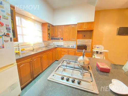 Imagen 11 de 30 de Triplex 5 Ambientes Con Jardin Parilla Terraza Y Cocheras - Liniers