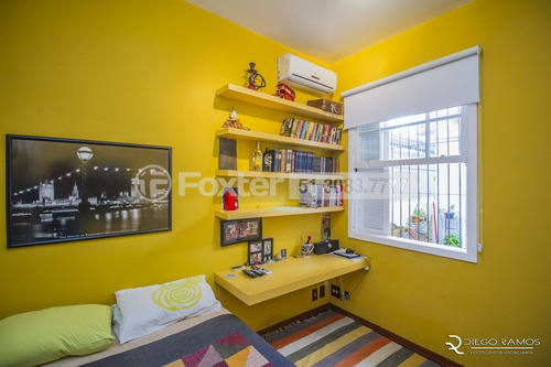 Casa, 4 Dormitórios, 200 M², Menino Deus - 170370