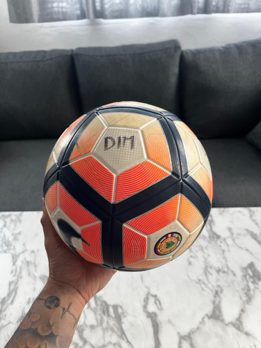 Pelota Nike Ordem Copa Libertadores 2017 Blanco Con Naranja (Usado)